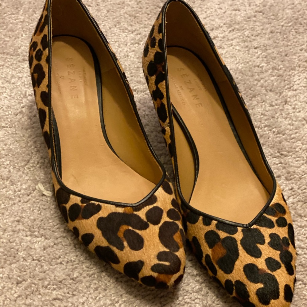 Sezane leopard kitten heel